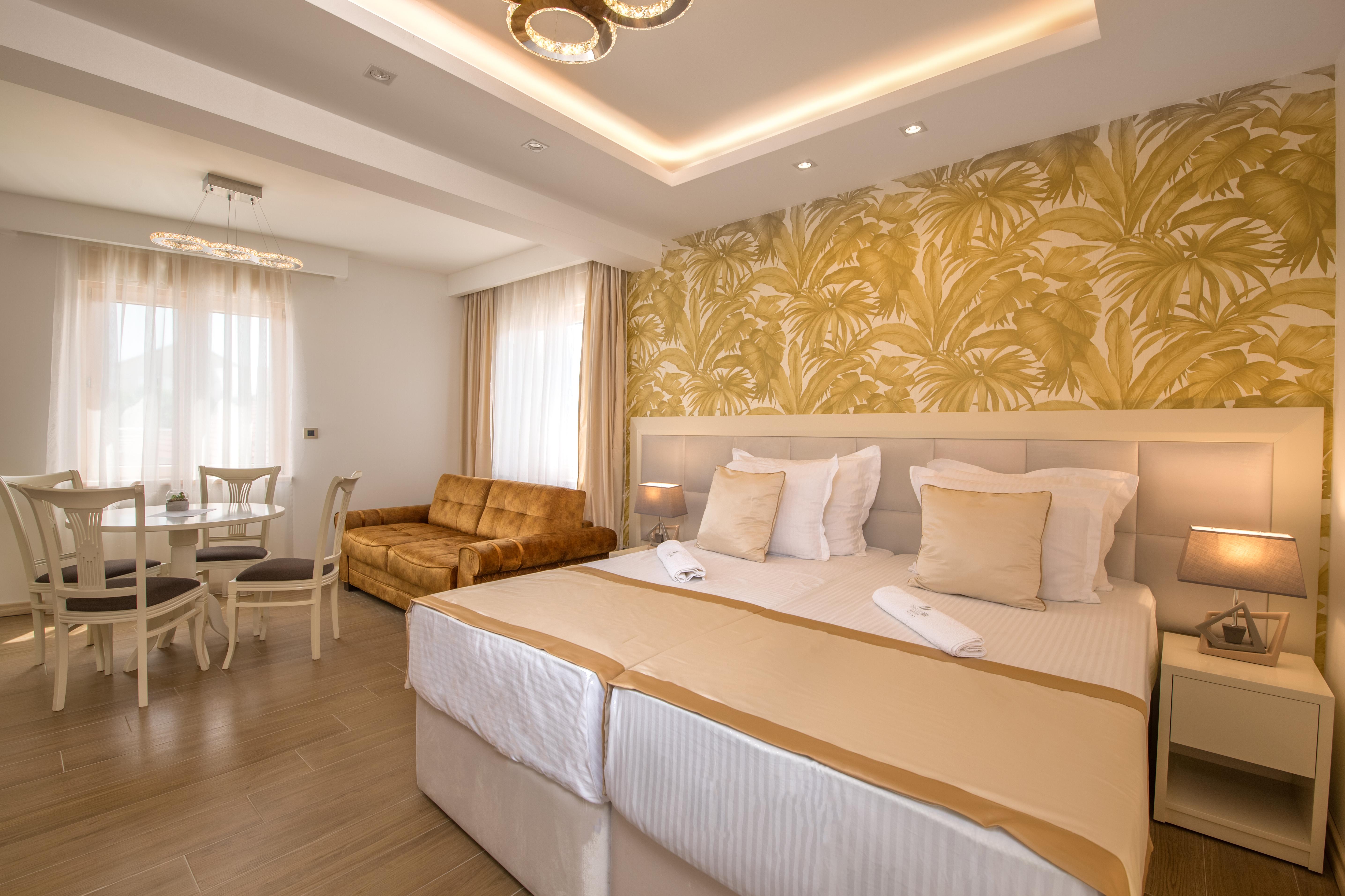Splendido Mb Apartments Tivat Ngoại thất bức ảnh