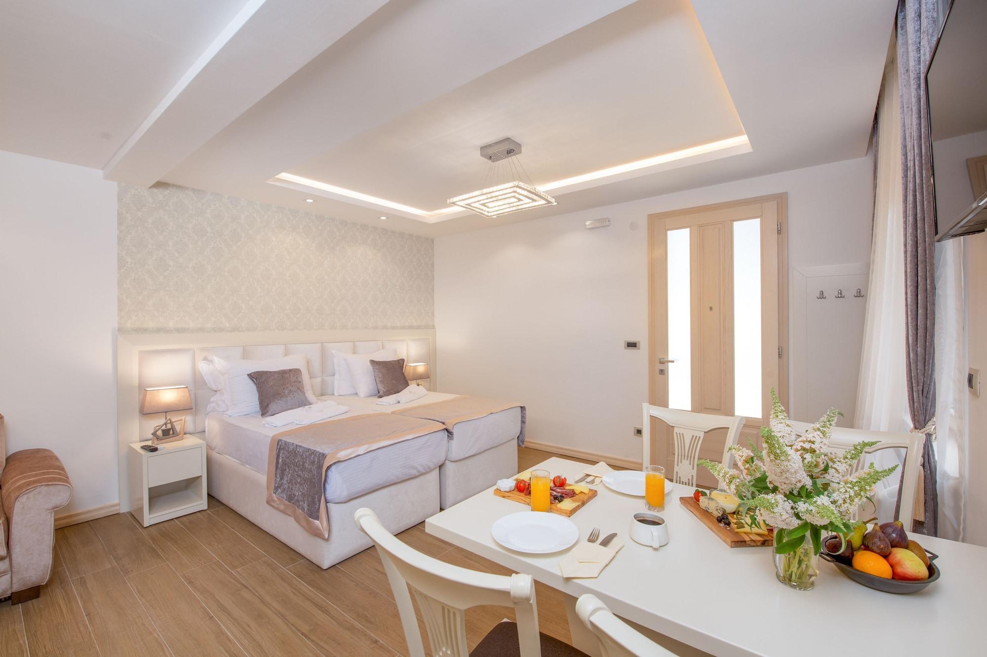 Splendido Mb Apartments Tivat Ngoại thất bức ảnh