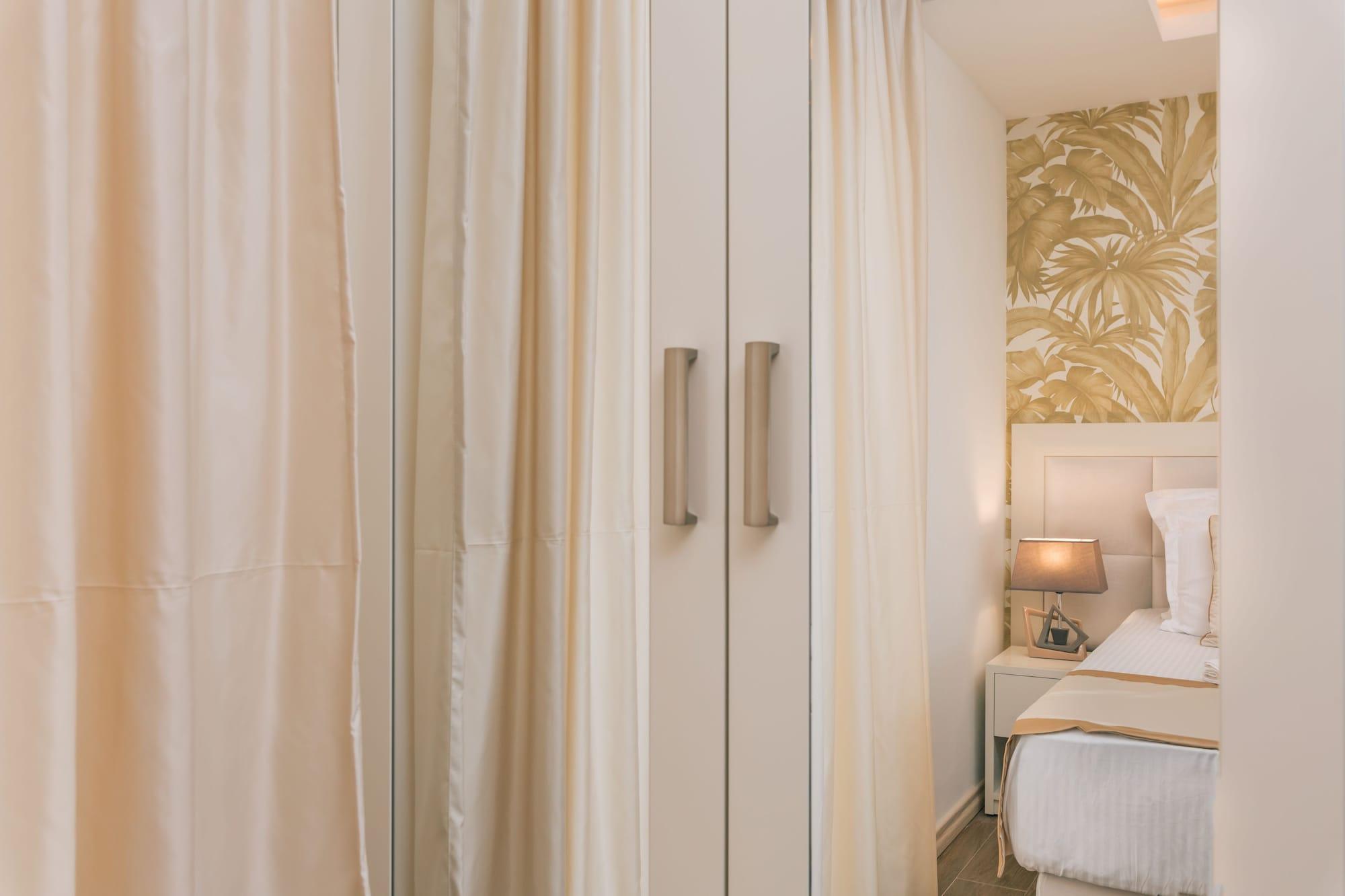 Splendido Mb Apartments Tivat Ngoại thất bức ảnh