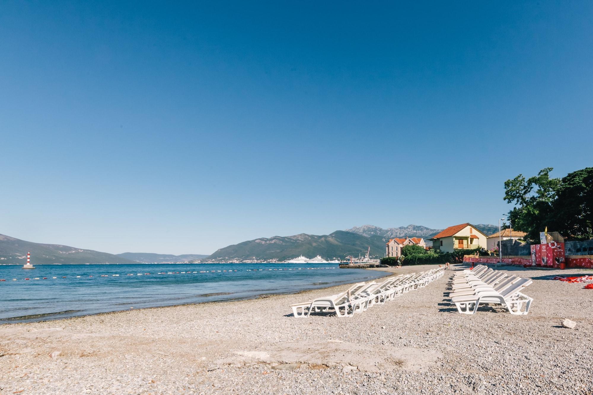Splendido Mb Apartments Tivat Ngoại thất bức ảnh